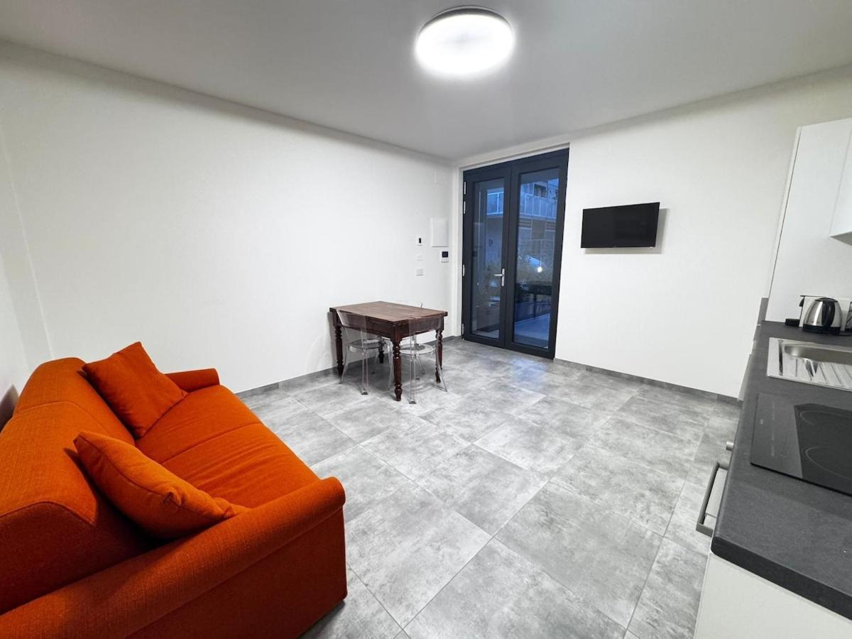 Apartmán Bilocale Con Patio Privato Turín Exteriér fotografie