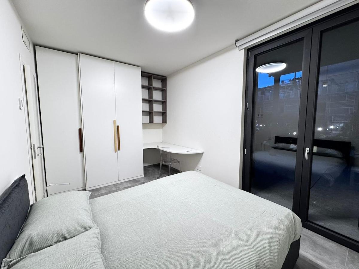 Apartmán Bilocale Con Patio Privato Turín Exteriér fotografie